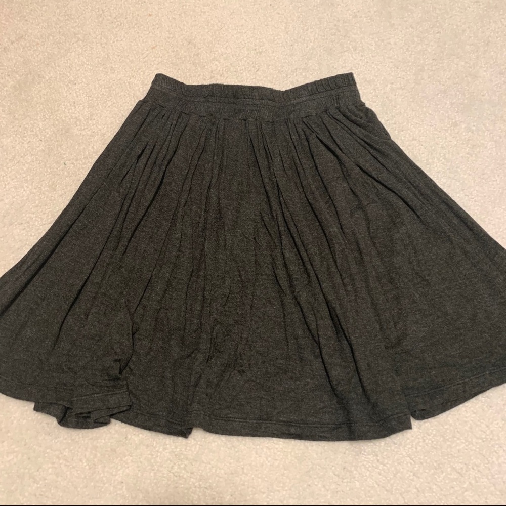 BRANDY MELVILLE SKIRT